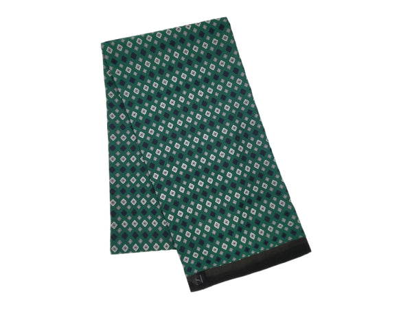 Green diamond patterned double sided neck scarf